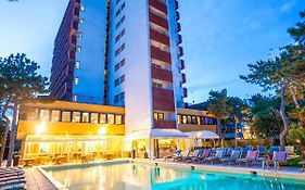Hotel American